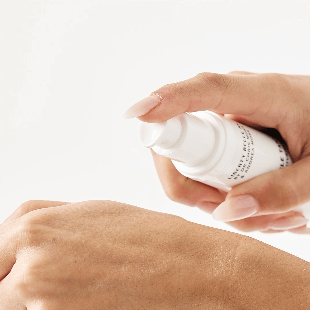 ​​HOW TO USE HYALURONIC ACID IN YOUR SKINCARE ROUTINE